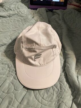 Fabletics White Performance Hat - The Active Hat